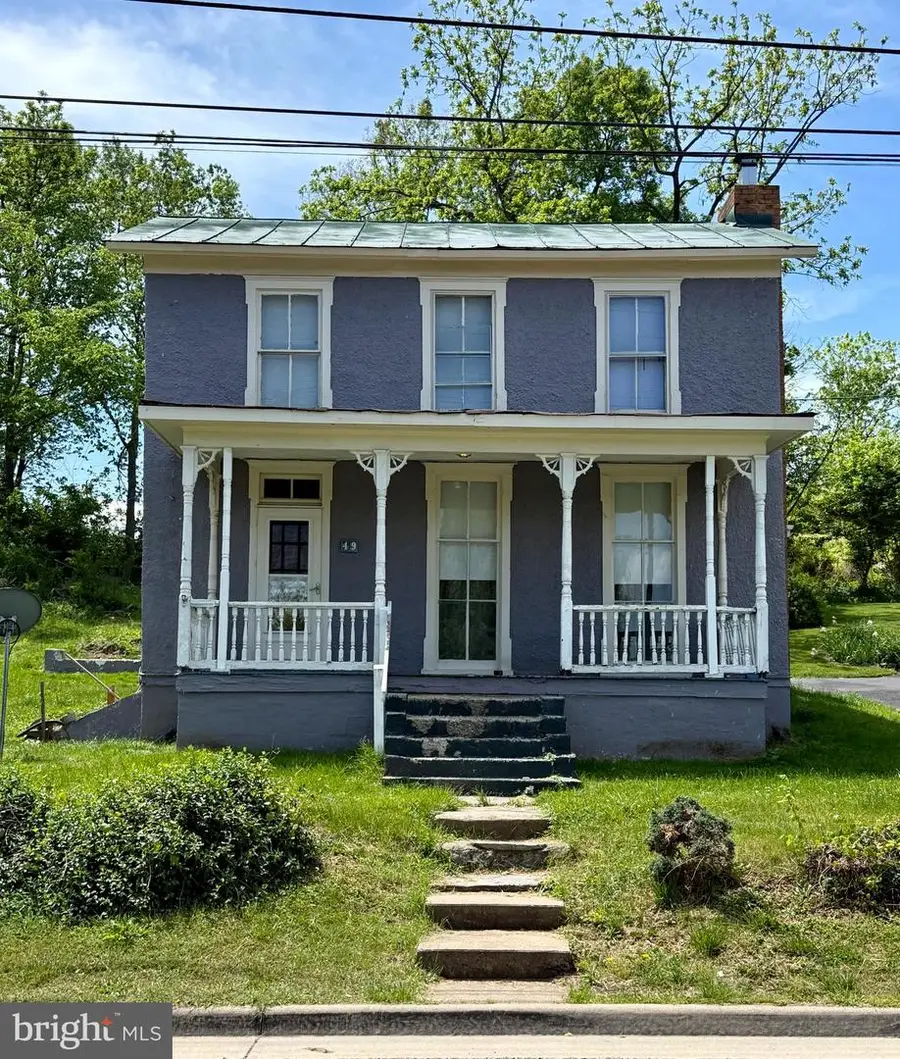 49 W Duck St, Front Royal, VA 22630 - #2