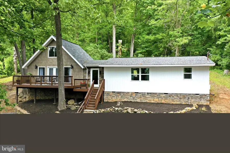 557 Golden Russet Dr, Linden, VA 22642 - #2