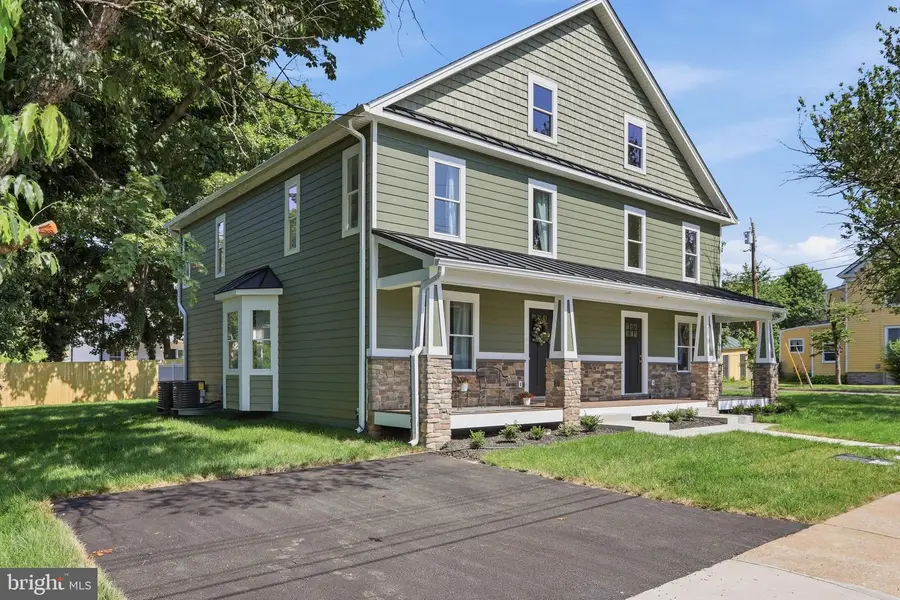 238 Blue Ridge Ave, Front Royal, VA 22630 - #2