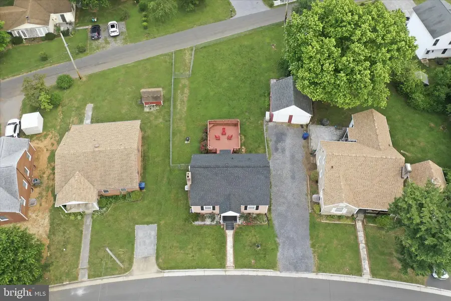 605 Stockton Rd, Front Royal, VA 22630 - #2