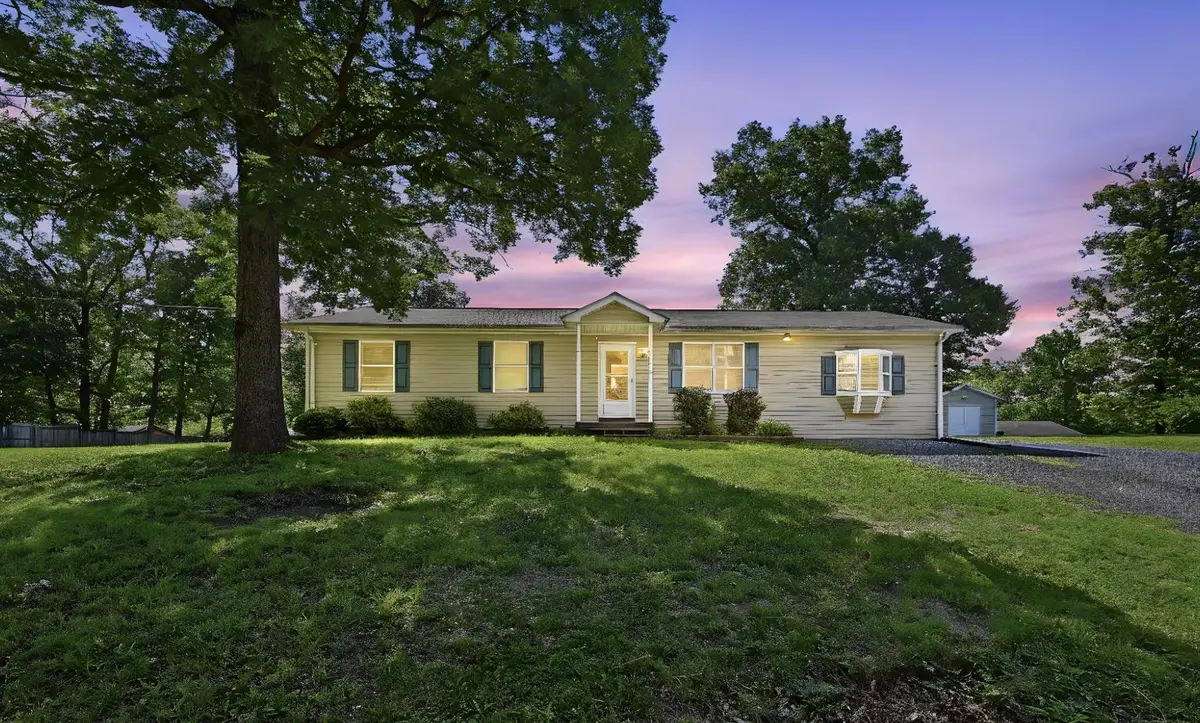 686 Rollason Dr, Front Royal, VA 22630 - #1
