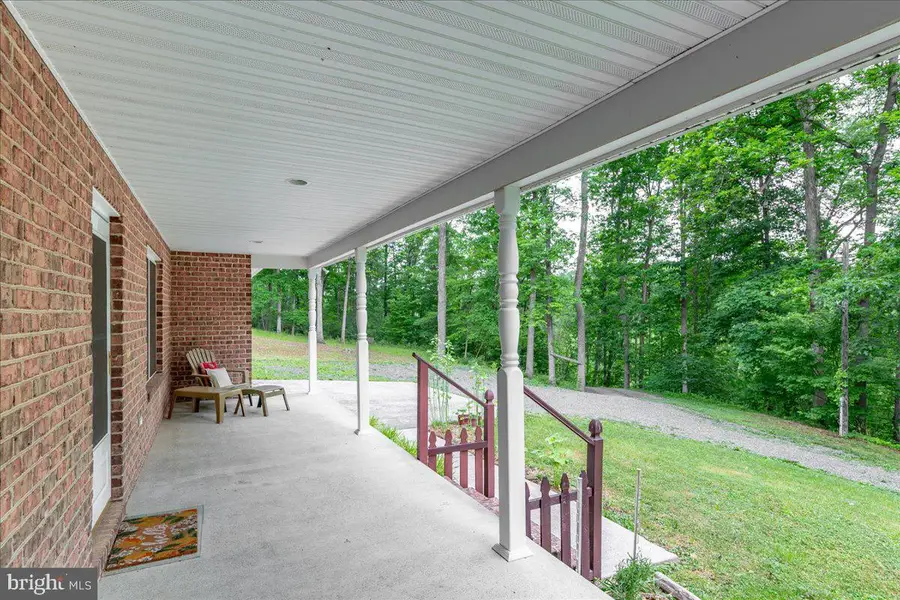 906 Cauthorn Mill Dr, Middletown, VA 22645 - #3