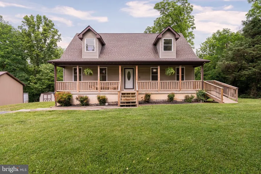 123 Beach Dr, Front Royal, VA 22630 - #2