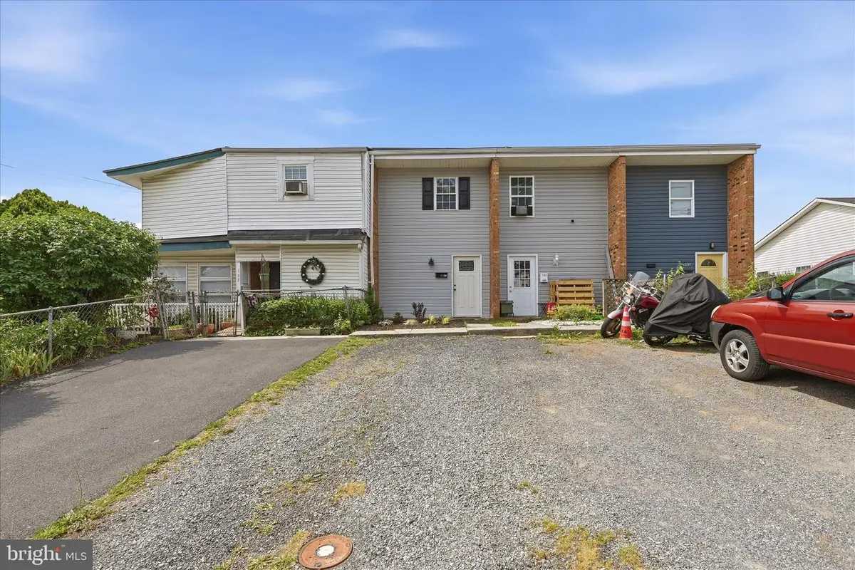 135 Beeden Ln, Front Royal, VA 22630 - #1