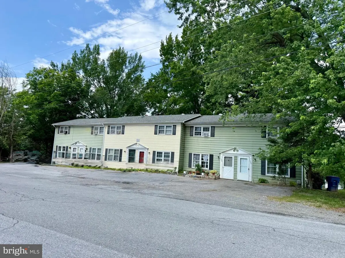 1206 Massanutten Ave, Front Royal, VA 22630 - #1
