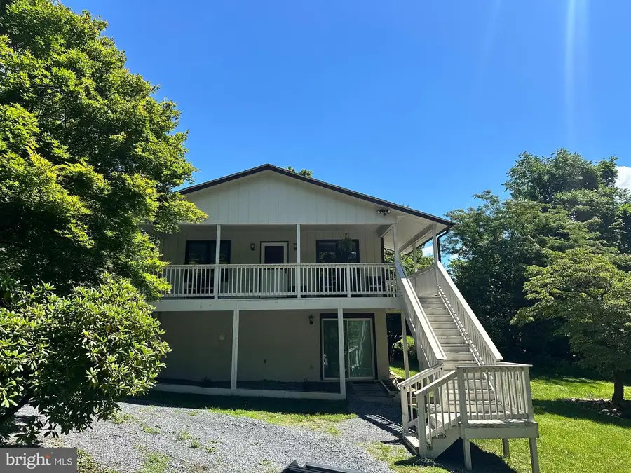 28 Worlds End Ln, Linden, VA 22642 - #3