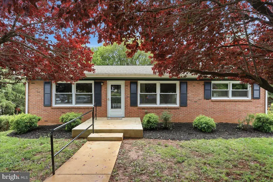 494 Hamilton Cir, Front Royal, VA 22630 - #2