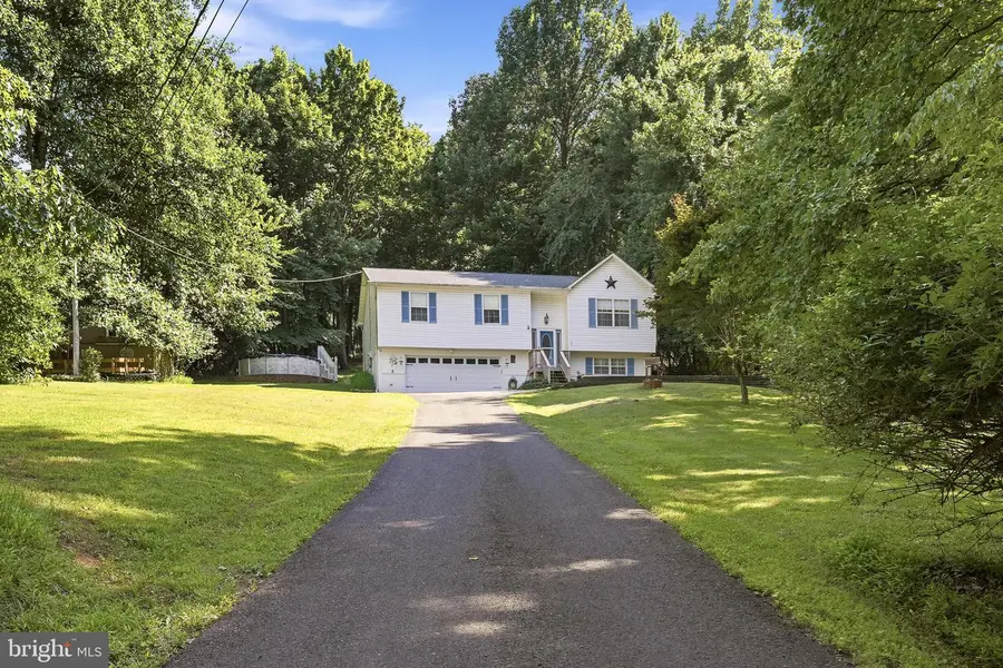 461 Rome Beauty Dr, Linden, VA 22642 - #2
