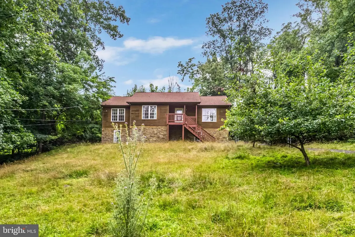 368 Freeze Rd, Linden, VA 22642 - #1
