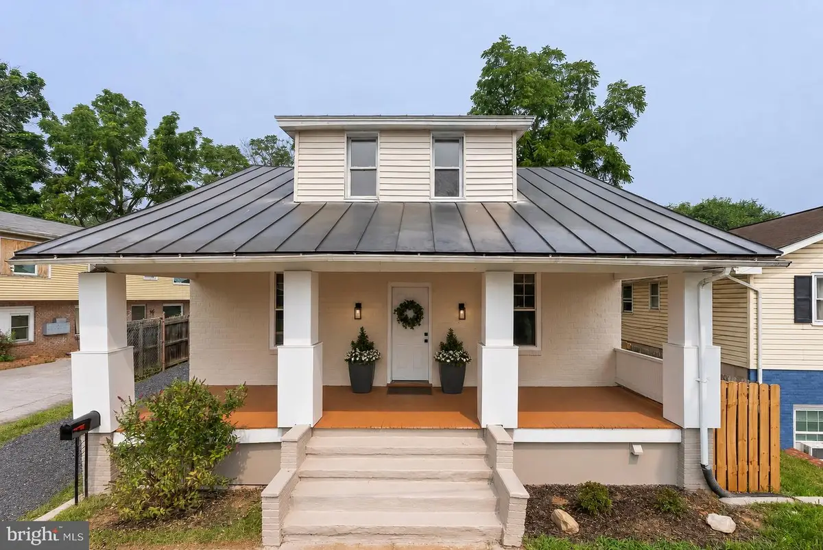 1101 Royal Ave N, Front Royal, VA 22630 - #1
