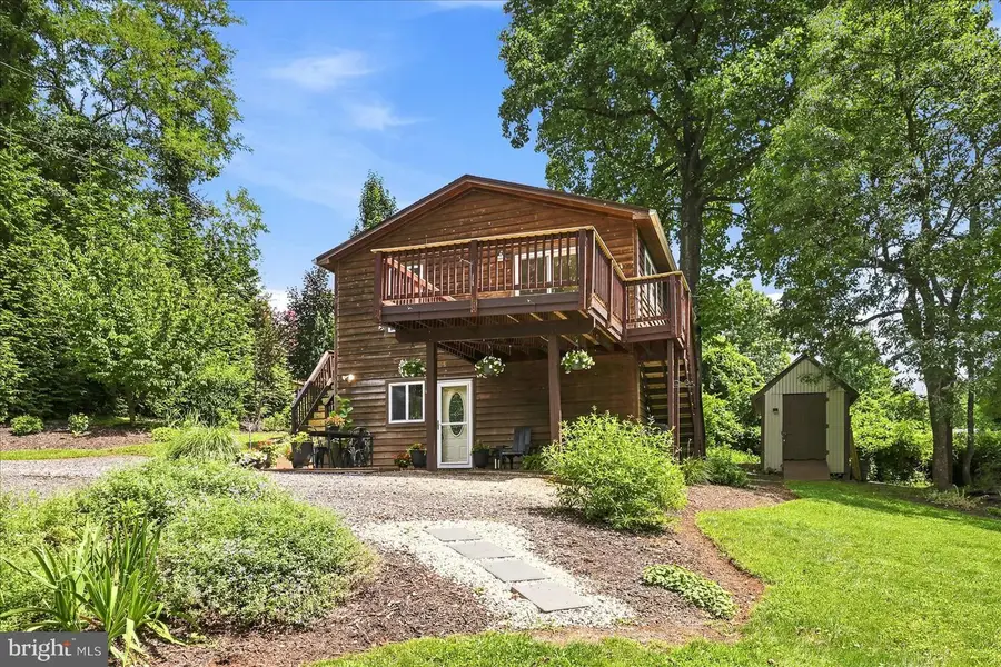 32 Parnassus Rd, Linden, VA 22642 - #2