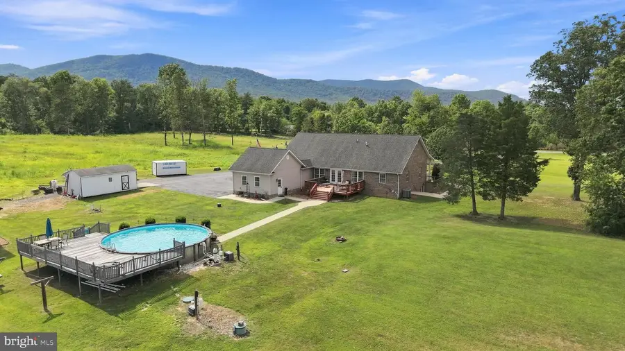 794 Steed Ln, Front Royal, VA 22630 - #3