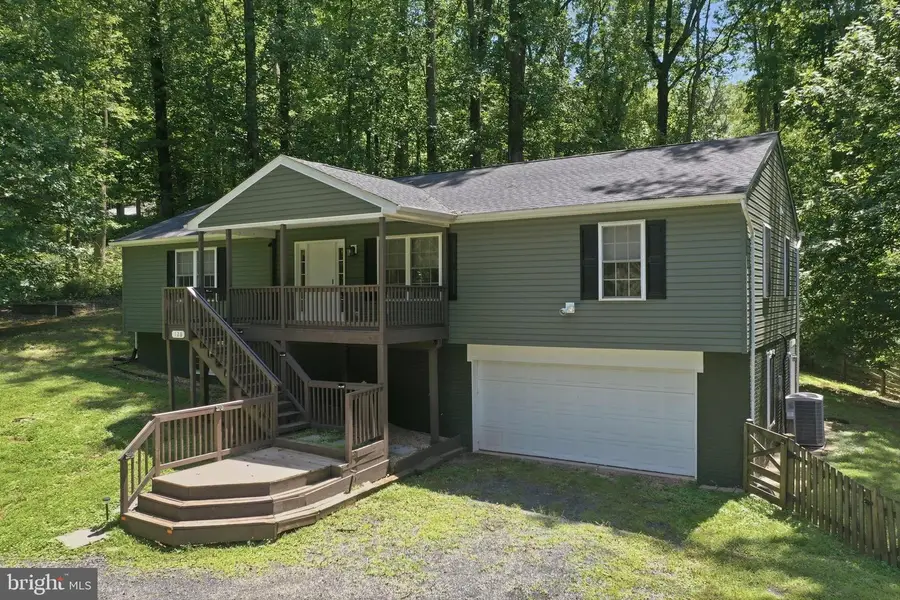 128 Orchard Lagoon Dr, Linden, VA 22642 - #2