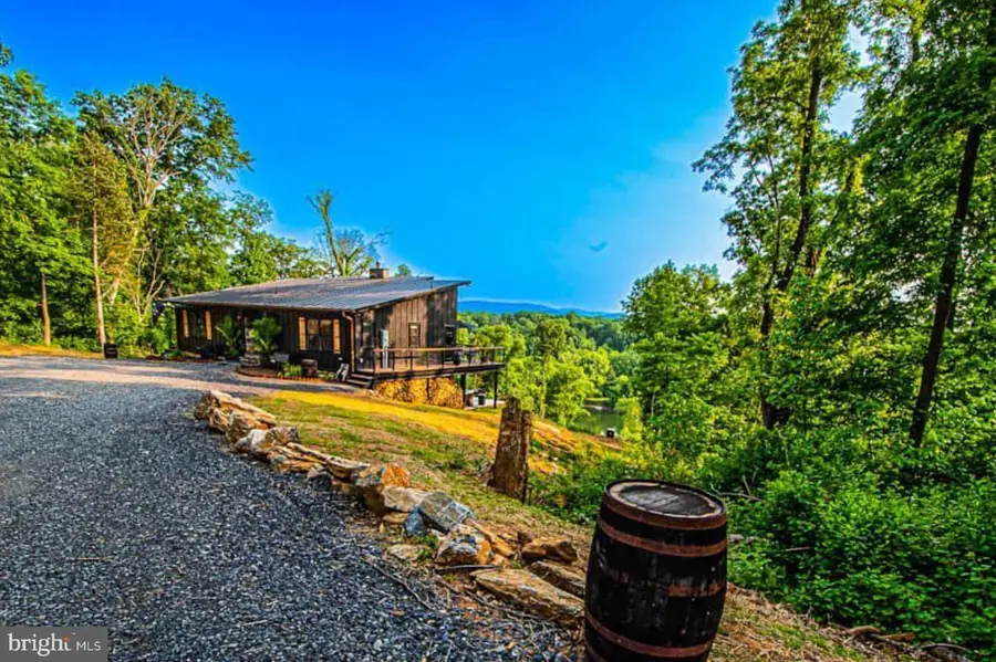 137 Pineview Drive, Front Royal, VA 22630 - #3