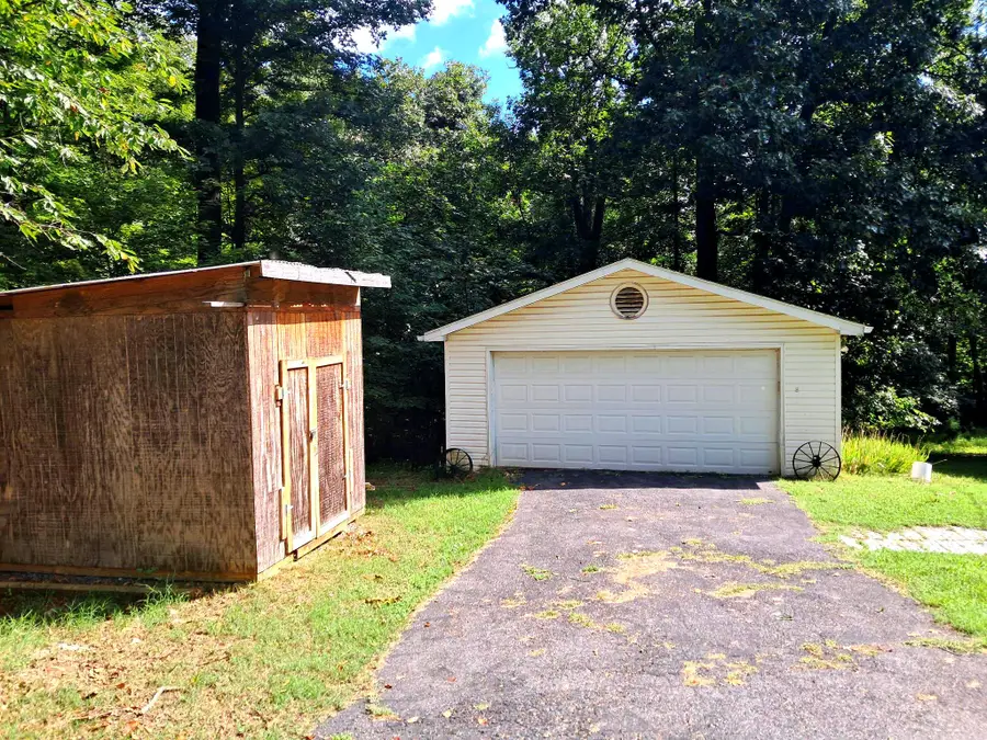674 Mccoys Ford Rd, Front Royal, VA 22630 - #2