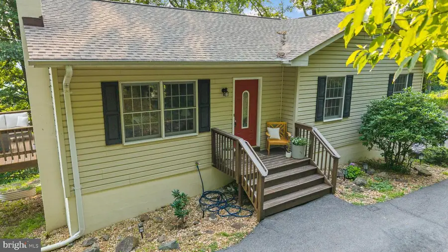 1336 Granny Smith Rd, Linden, VA 22642 - #2