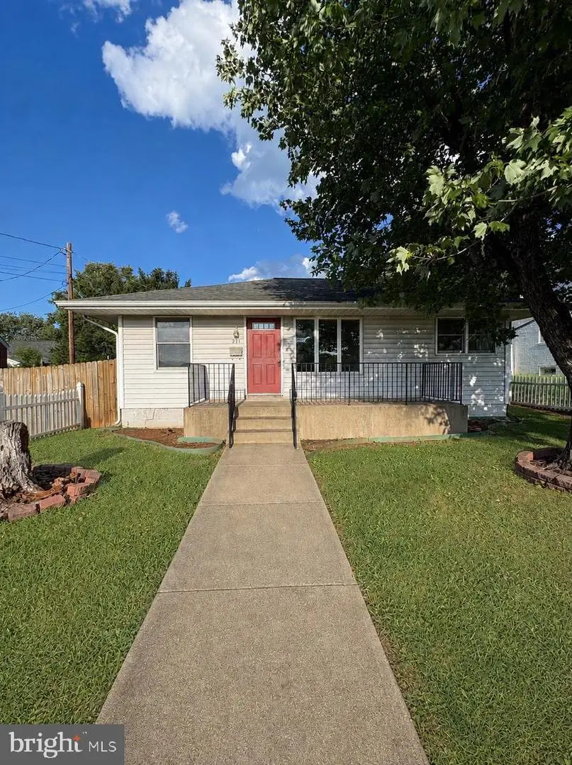 231 Manassas Ave, Front Royal, VA 22630 - #2