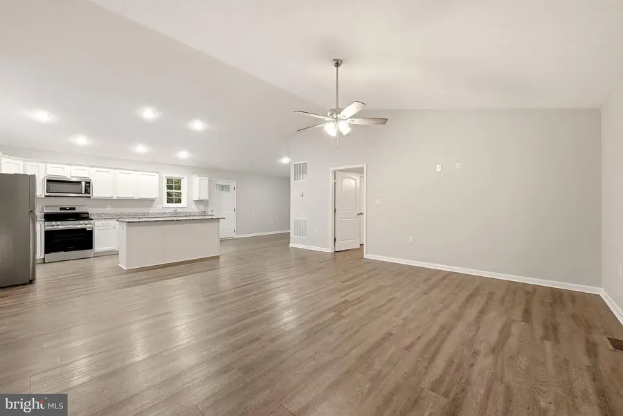 430 Vaught Dr, Front Royal, VA 22630 - #3