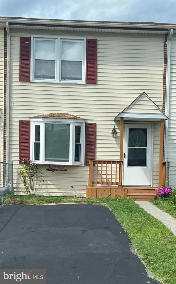 607 W 13th St, FRONT ROYAL, VA 22630