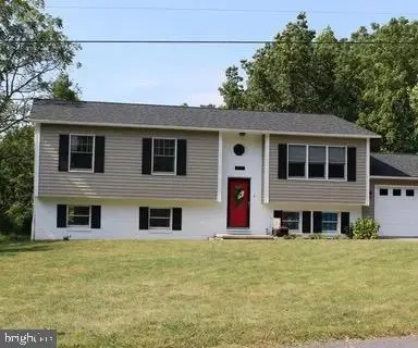 857 Bifrost Way, LINDEN, VA 22642