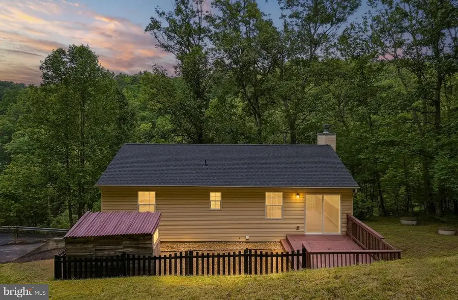 286 Oregon Hollow Rd, Linden, VA 22642 - #2
