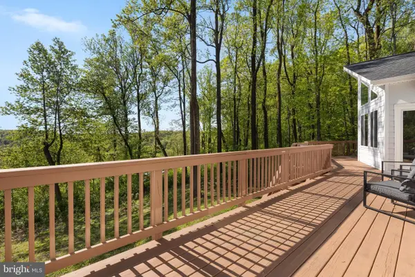 2668 High Top Rd, LINDEN, VA 22642