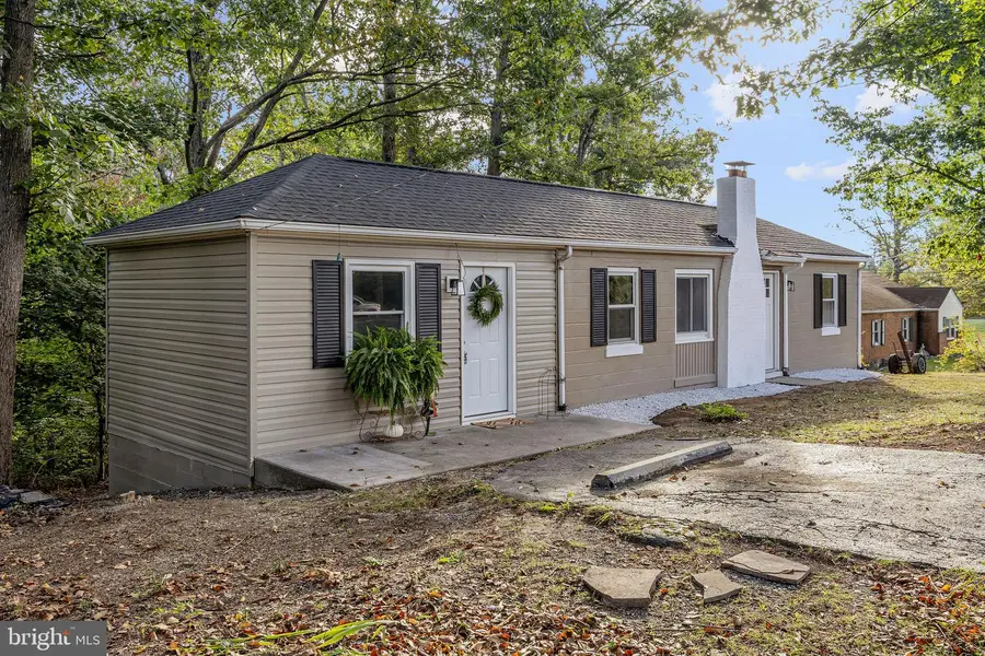 1716 Strasburg Rd, Front Royal, VA 22630 - #2