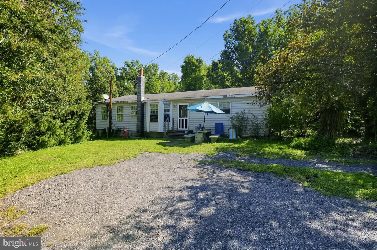 129 Vesey Dr, Front Royal, VA 22630 - #1