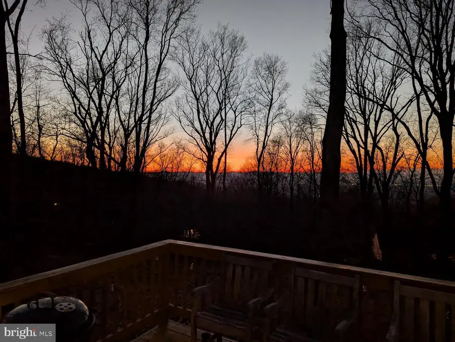 1099 High Top Rd, Linden, VA 22642 - #3