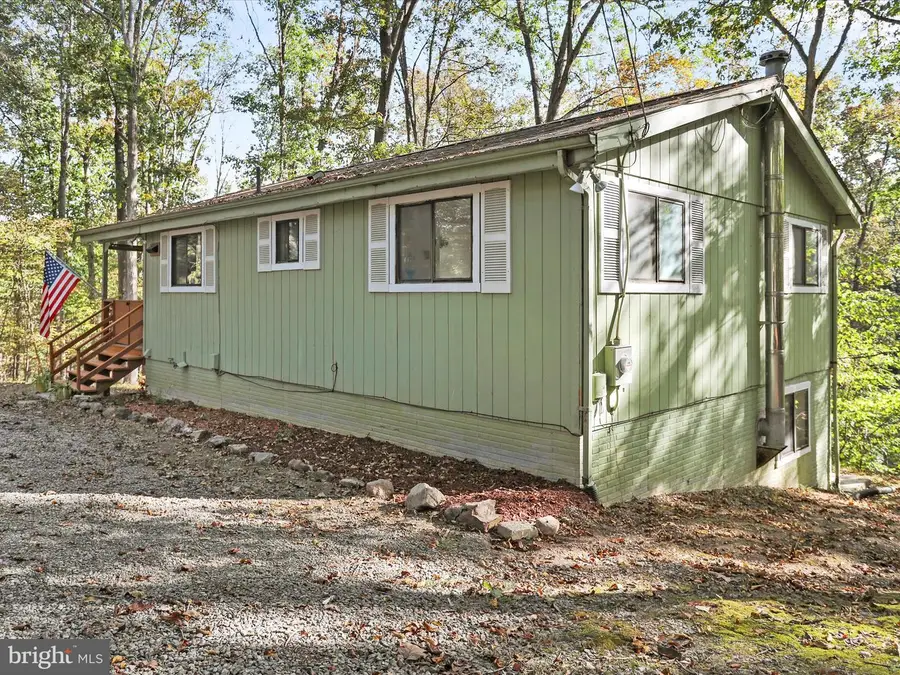 261 Huckleberry Dr, Gerrardstown, WV 25420 - Image #3