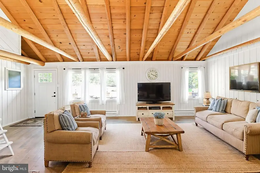 53 Delphinium Ln, Bunker Hill, WV 25413 - Image #3