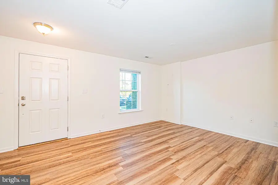 26 Lieutenant Ct, Bunker Hill, WV 25413 - Image #2