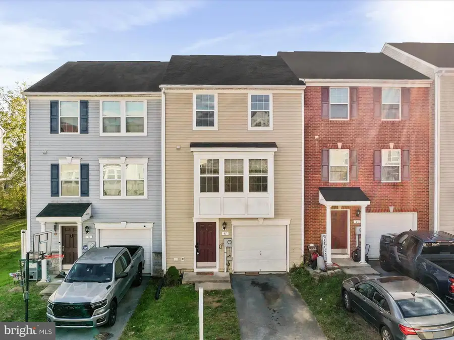 41 Venetian Ct, Hedgesville, WV 25427 - Image #3