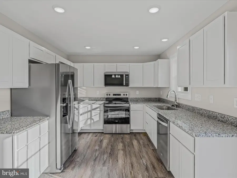 2298 Nadenbousch Ln, Martinsburg, WV 25405 - Image #2