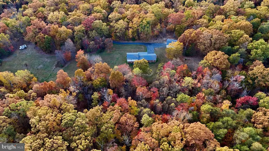 988 Tub Run Hollow Rd, Hedgesville, WV 25427 - Image #2