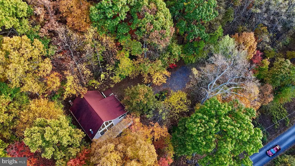 646 Glenwood Ln, Gerrardstown, WV 25420 - Image #1