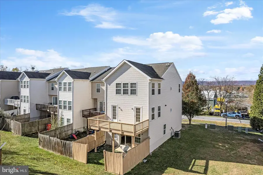 97 Brentwood St, Martinsburg, WV 25404 - Image #2