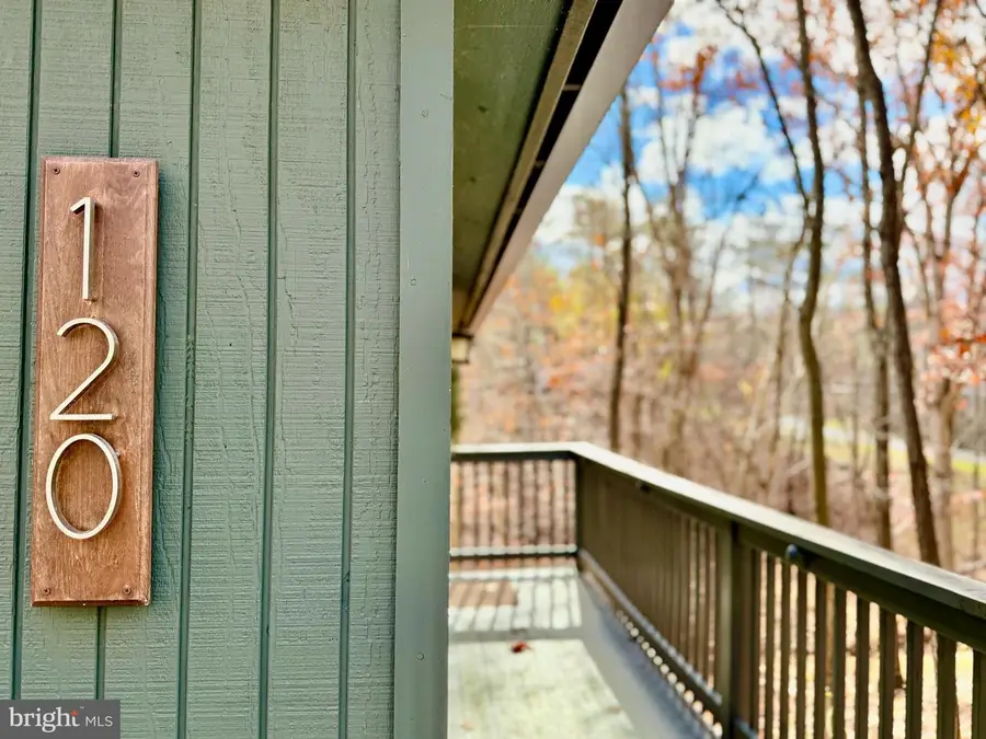 120 Conifer Lane, Hedgesville, WV 25427 - Image #2