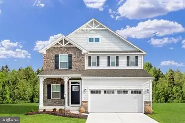 2013 Caracas Blvd, MARTINSBURG, WV 25403