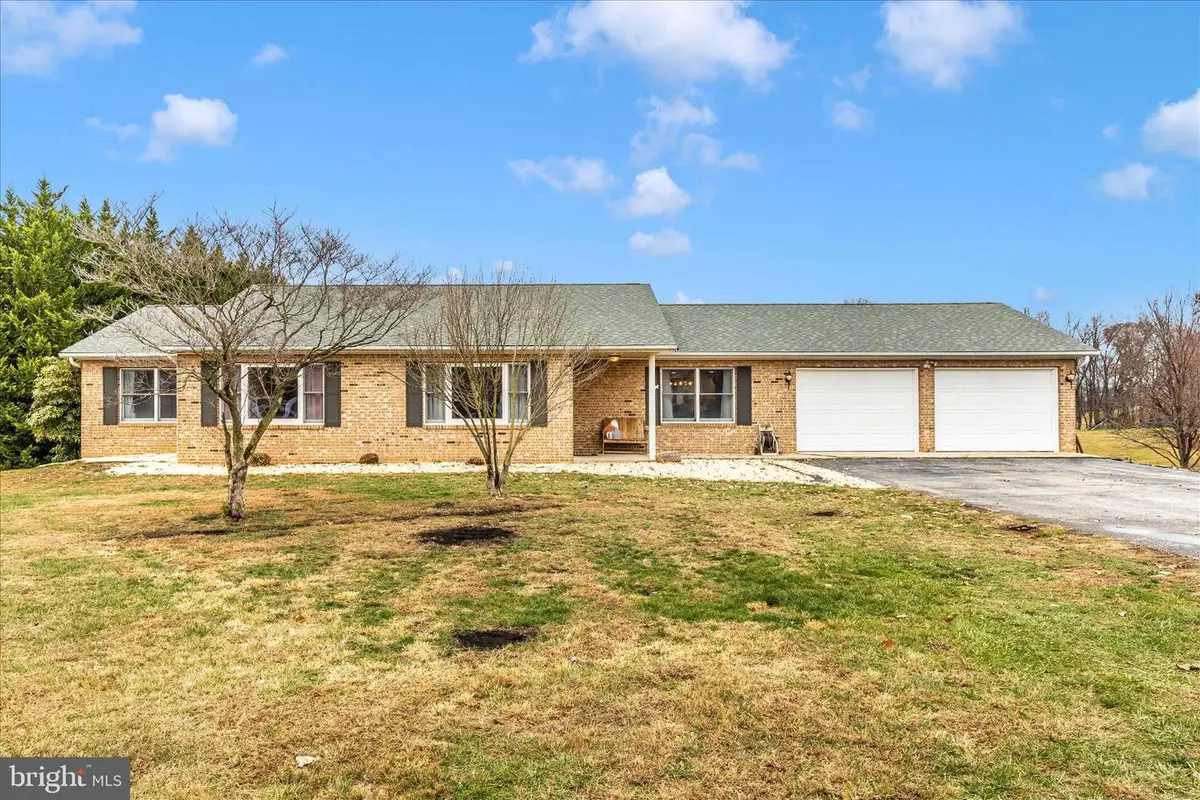 126 Game Trail Rd, Falling Waters, WV 25419 - Image #1