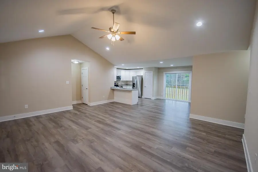 11785 Back Creek Valley Rd, Hedgesville, WV 25427 - Image #2