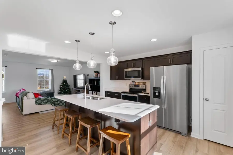 74 Colchester Ct, Bunker Hill, WV 25413 - Image #3