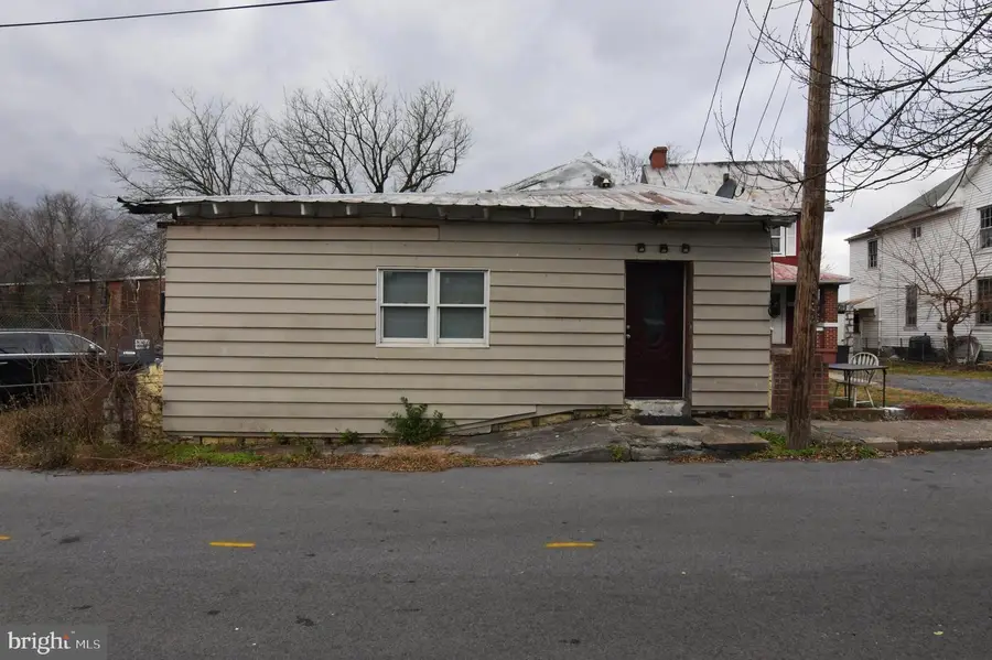 122 Five Point Ave, Martinsburg, WV 25404 - Image #3