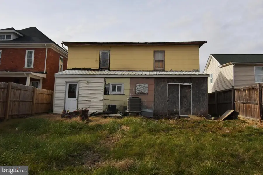 122 - 124 S High St, Martinsburg, WV 25404 - Image #2