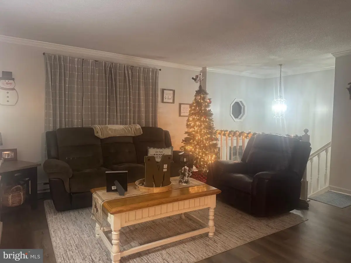 38 Yarrow Cir, Martinsburg, WV 25404 - Image #1