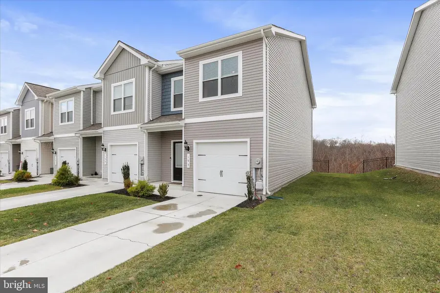 193 Hampstead Blvd, Falling Waters, WV 25419 - Image #2