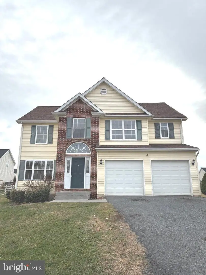 331 Teal Rd N, Martinsburg, WV 25405 - Image #1