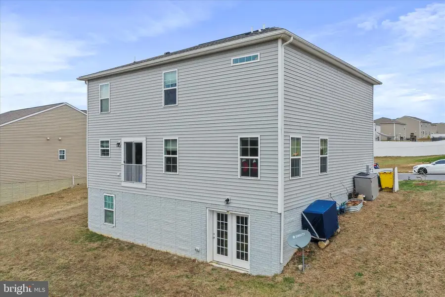 183 Luxor Ct, Bunker Hill, WV 25413 - Image #3