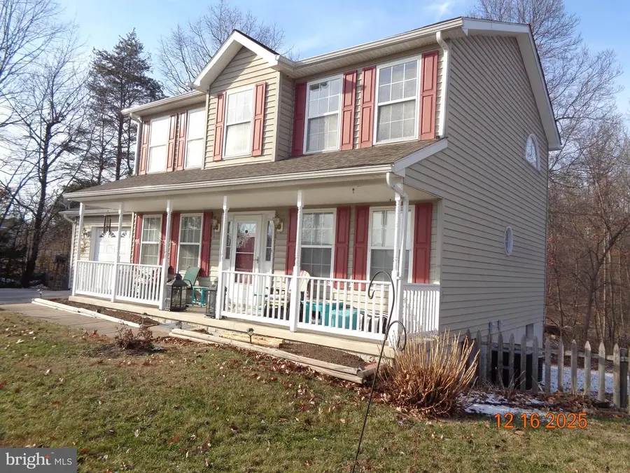 34 Standing Oak Ct, Bunker Hill, WV 25413 - Image #3
