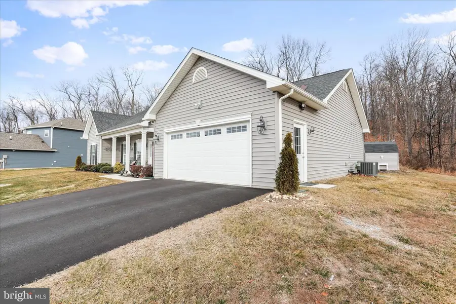 123 Headwaters Dr, Falling Waters, WV 25419 - #3